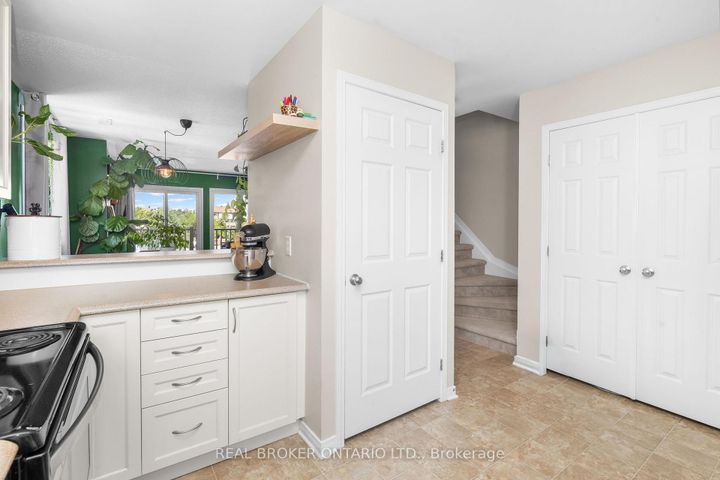Photo 15 at 3415 Cambrian Road, Nepean (Stonebridge), Ottawa