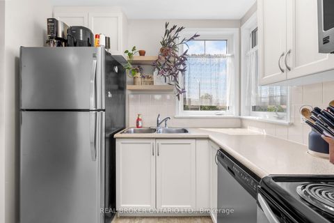 Photo 14 at 3415 Cambrian Road, Nepean (Stonebridge), Ottawa