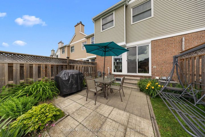 Photo 18 at 13 Bentbrook Crescent, Nepean (Heritage Park), Ottawa