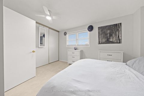 Photo 14 at 13 Bentbrook Crescent, Nepean (Heritage Park), Ottawa