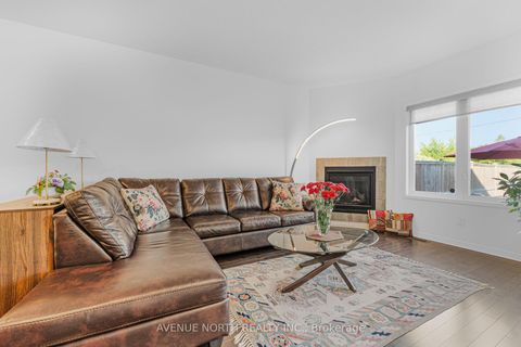 Photo 9 at 612 Via Campanale Avenue, Nepean (Longfields), Ottawa