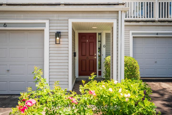 Photo 3 at 29 - 6 Forsyth Lane, Nepean (Crystal Beach), Ottawa