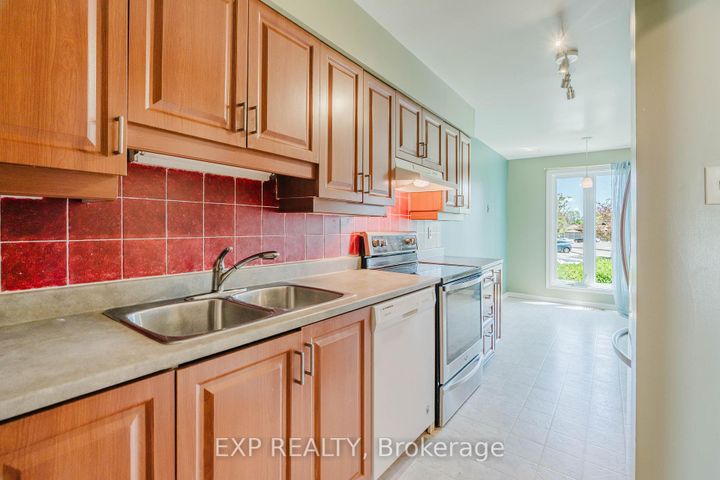 Photo 22 at 29 - 6 Forsyth Lane, Nepean (Crystal Beach), Ottawa