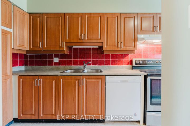 Photo 23 at 29 - 6 Forsyth Lane, Nepean (Crystal Beach), Ottawa