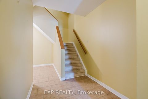 Photo 4 at 29 - 6 Forsyth Lane, Nepean (Crystal Beach), Ottawa