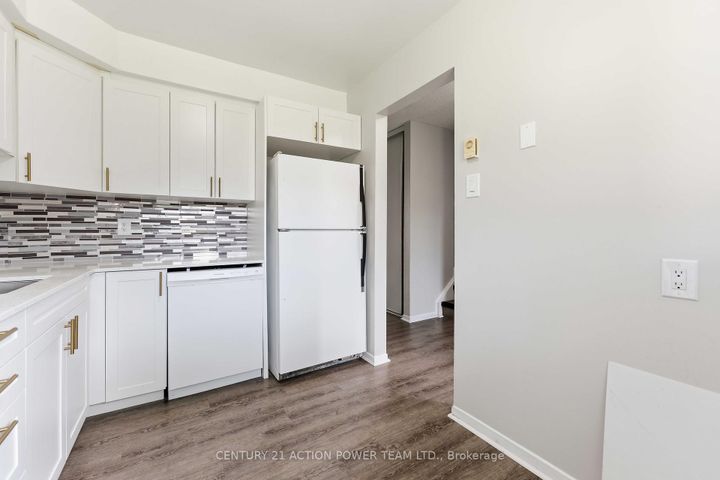 Photo 11 at A - 39 Woodvale Green Drive, Nepean (Craig Henry/Woodvale), Ottawa
