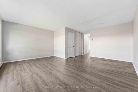 Photo 8 at A - 39 Woodvale Green Drive, Nepean (Craig Henry/Woodvale), Ottawa