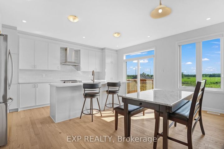 Photo 7 at 626 Inver Lane, Nepean (Half Moon Bay), Ottawa