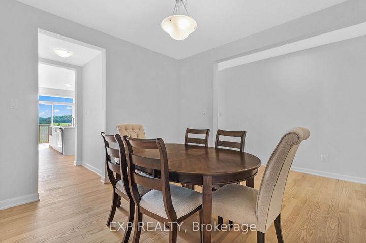 Photo 11 at 626 Inver Lane, Nepean (Half Moon Bay), Ottawa