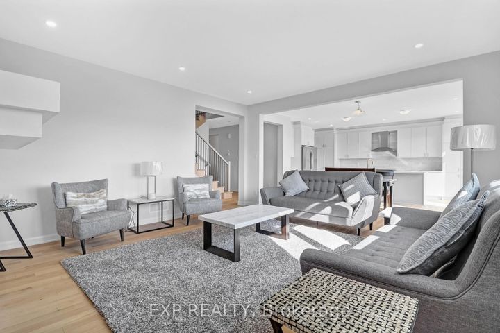 Photo 14 at 626 Inver Lane, Nepean (Half Moon Bay), Ottawa
