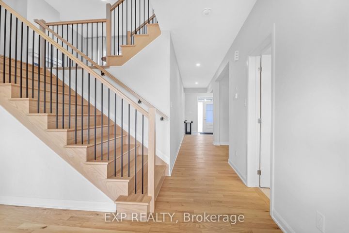 Photo 16 at 626 Inver Lane, Nepean (Half Moon Bay), Ottawa