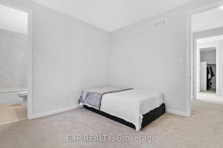 Photo 28 at 626 Inver Lane, Nepean (Half Moon Bay), Ottawa