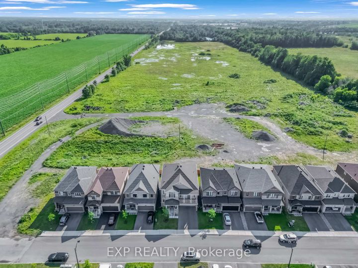 Photo 42 at 626 Inver Lane, Nepean (Half Moon Bay), Ottawa