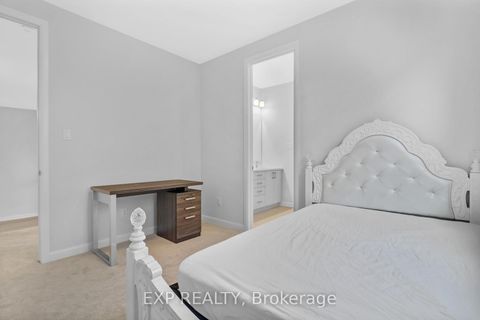 Photo 31 at 626 Inver Lane, Nepean (Half Moon Bay), Ottawa