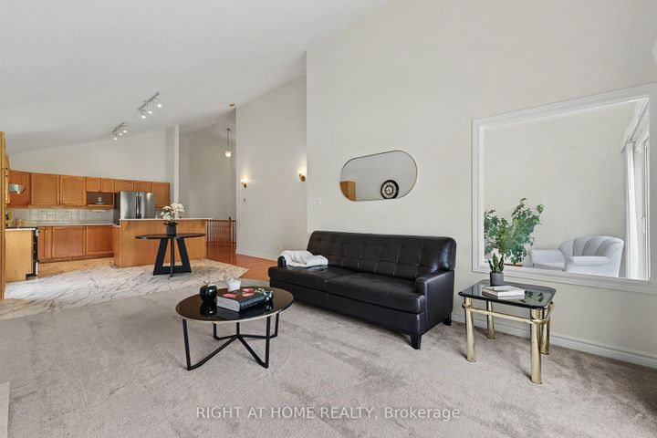 Photo 7 at 54 Fieldcrest Avenue, Nepean (Longfields), Ottawa