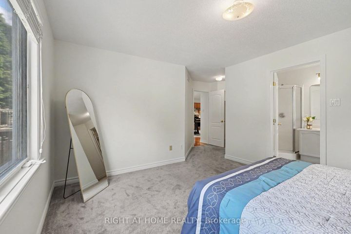 Photo 17 at 54 Fieldcrest Avenue, Nepean (Longfields), Ottawa