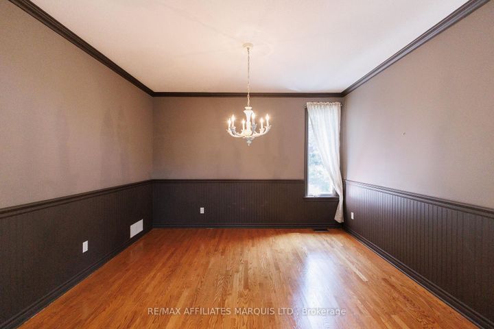 Photo 11 at 11 Redbridge Crescent, Nepean (Longfields), Ottawa