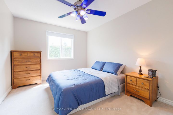 Photo 25 at 11 Redbridge Crescent, Nepean (Longfields), Ottawa