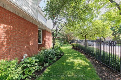 Photo 6 at 11 Redbridge Crescent, Nepean (Longfields), Ottawa