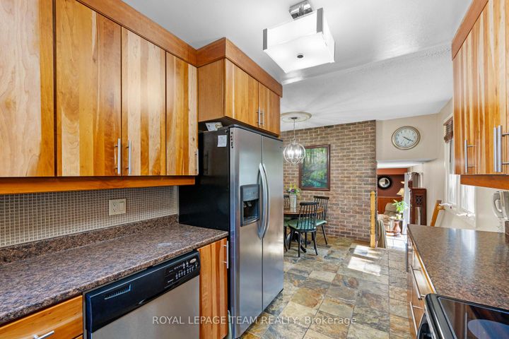 Photo 11 at 36 Glendenning Drive, Nepean (Arlington Woods), Ottawa