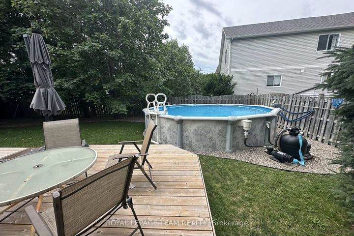 Photo 38 at 4 Maple Stand Way, Nepean (Barrhaven East), Ottawa