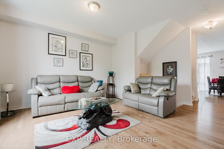 Photo 1 at 30 Coppermine Street, Nepean (Heritage Park), Ottawa