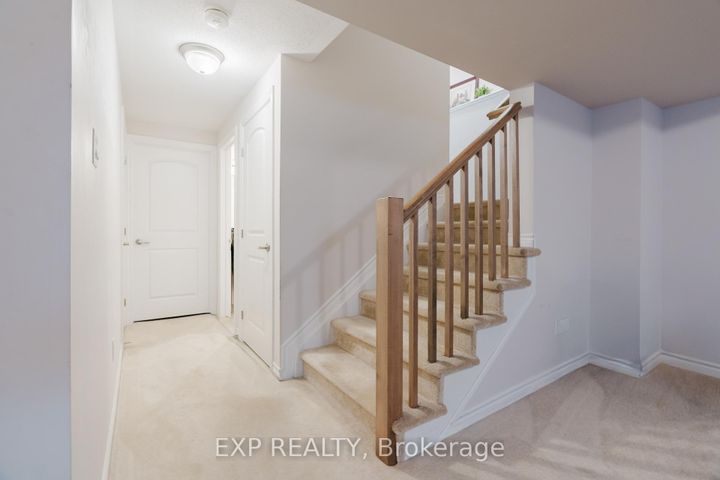 Photo 10 at 30 Coppermine Street, Nepean (Heritage Park), Ottawa