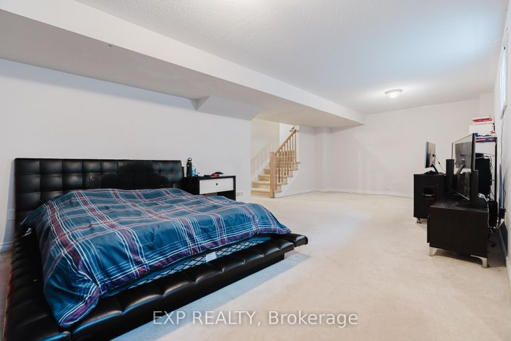 Photo 12 at 30 Coppermine Street, Nepean (Heritage Park), Ottawa