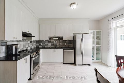 Photo 2 at 30 Coppermine Street, Nepean (Heritage Park), Ottawa