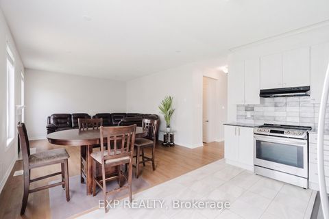 Photo 3 at 30 Coppermine Street, Nepean (Heritage Park), Ottawa
