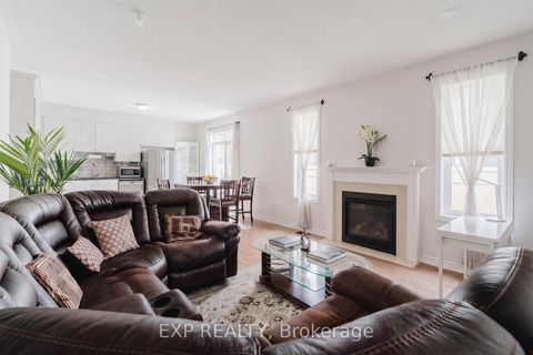 Photo 4 at 30 Coppermine Street, Nepean (Heritage Park), Ottawa