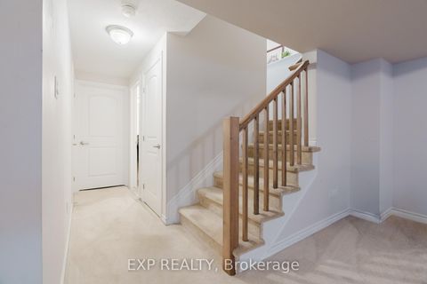 Photo 10 at 30 Coppermine Street, Nepean (Heritage Park), Ottawa