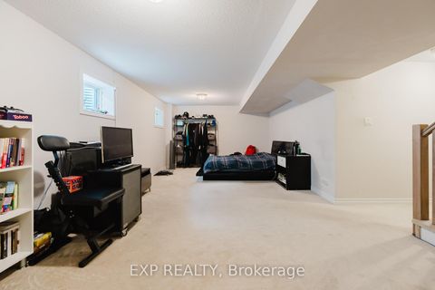Photo 13 at 30 Coppermine Street, Nepean (Heritage Park), Ottawa