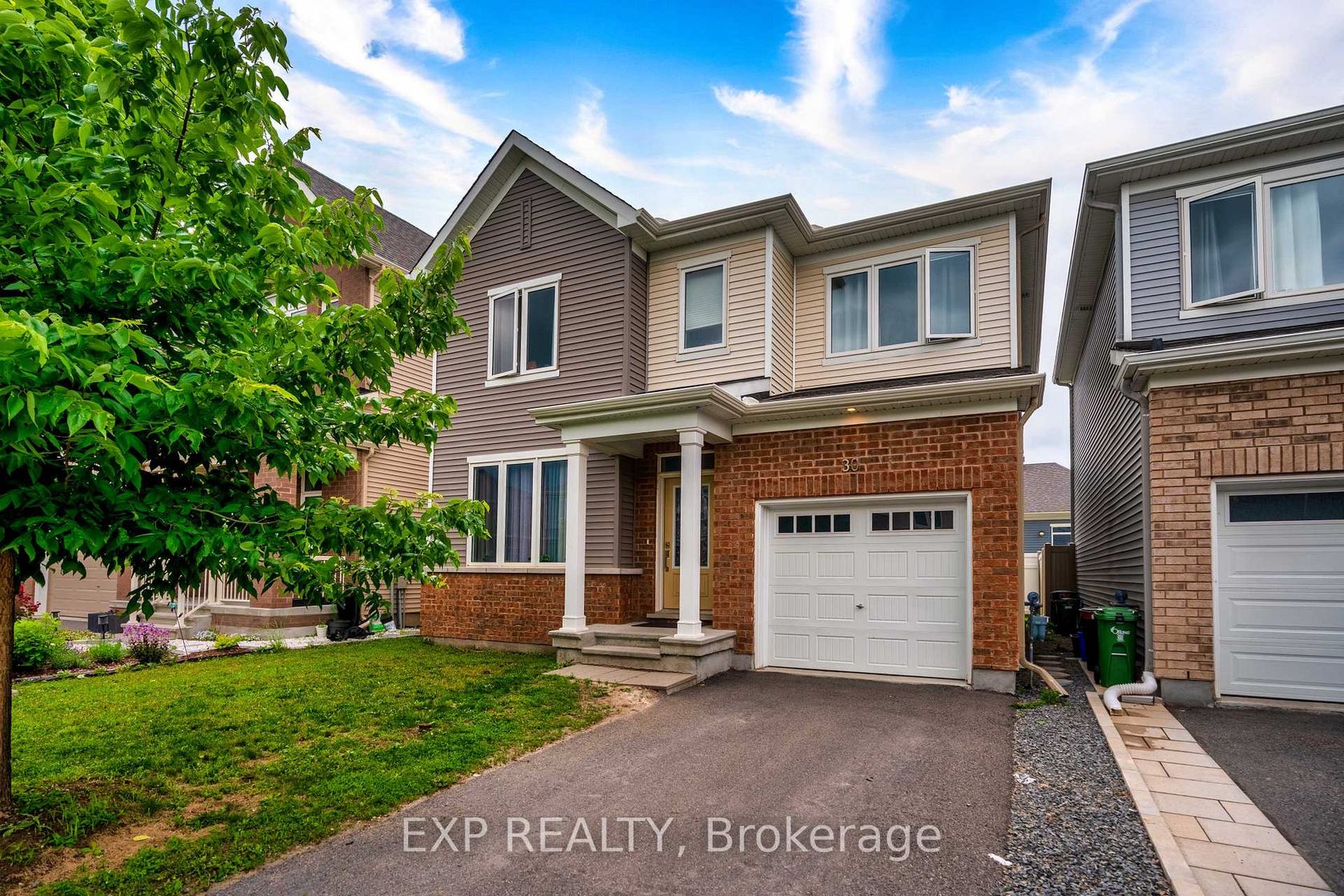 30 Coppermine Street, Nepean (Heritage Park), Ottawa 