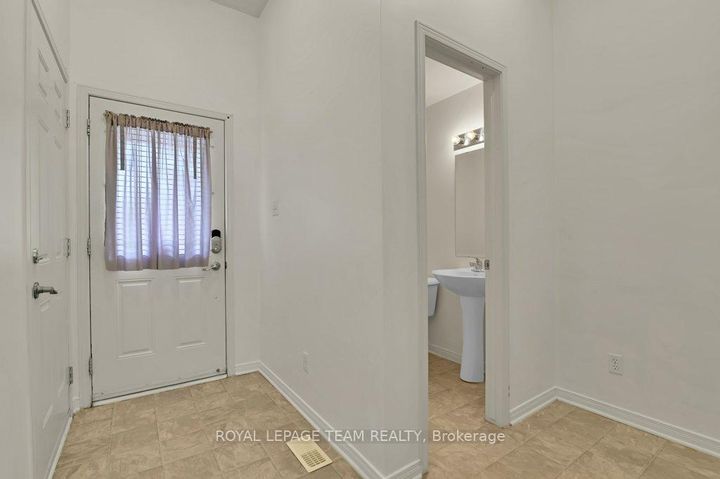 Photo 2 at 147 Sorento Street, Nepean (Strandherd), Ottawa