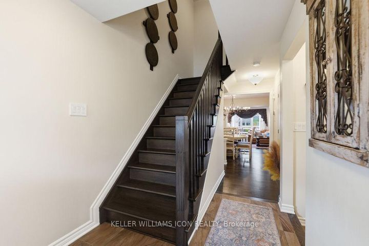 Photo 2 at 428 White Arctic Avenue, Nepean (Half Moon Bay), Ottawa