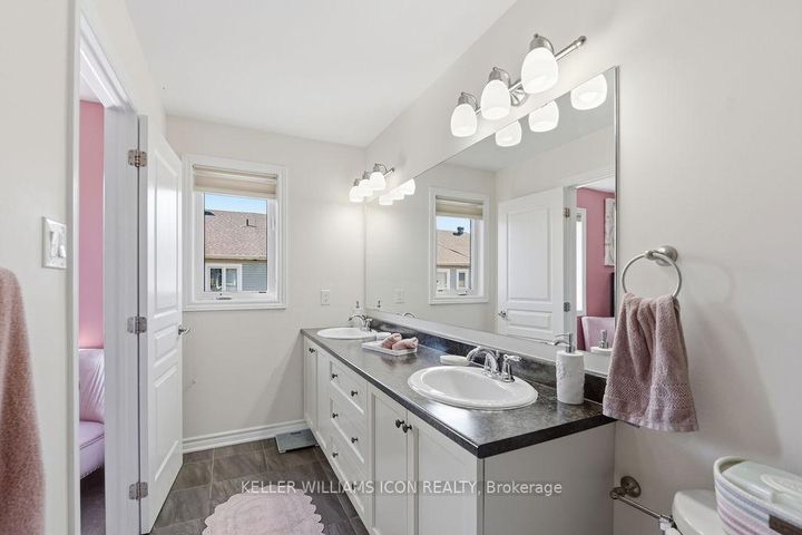 Photo 27 at 428 White Arctic Avenue, Nepean (Half Moon Bay), Ottawa