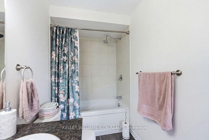 Photo 28 at 428 White Arctic Avenue, Nepean (Half Moon Bay), Ottawa