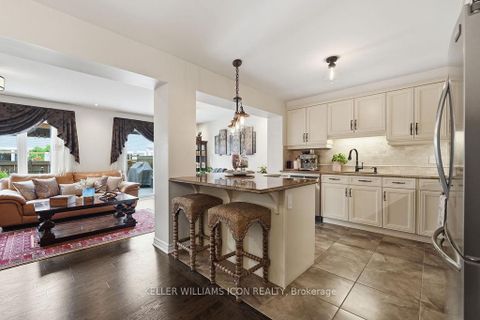 Photo 10 at 428 White Arctic Avenue, Nepean (Half Moon Bay), Ottawa