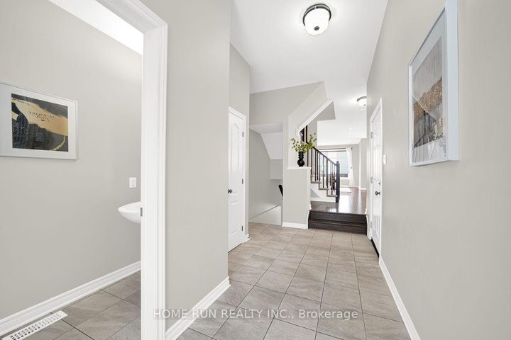 Photo 1 at 261 Brambling Way, Nepean (Half Moon Bay), Ottawa