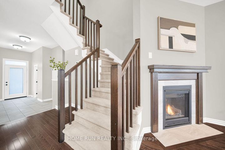 Photo 4 at 261 Brambling Way, Nepean (Half Moon Bay), Ottawa