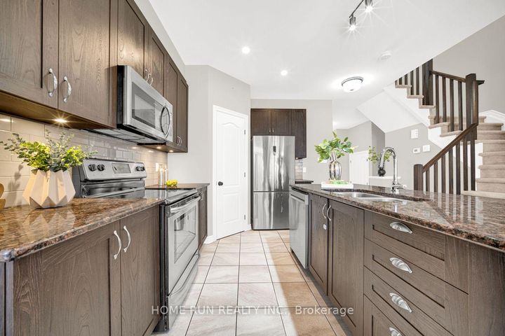 Photo 15 at 261 Brambling Way, Nepean (Half Moon Bay), Ottawa