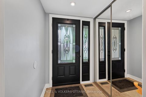 Photo 3 at 1 Blueridge Court, Nepean (Pheasant Run), Ottawa