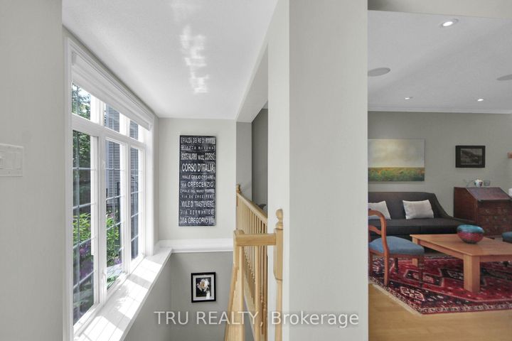 Photo 31 at 109 Braddock Private, Nepean (Stonebridge), Ottawa