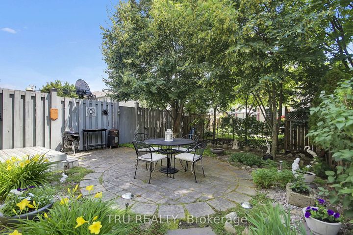 Photo 39 at 109 Braddock Private, Nepean (Stonebridge), Ottawa