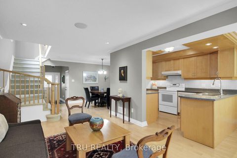 Photo 9 at 109 Braddock Private, Nepean (Stonebridge), Ottawa