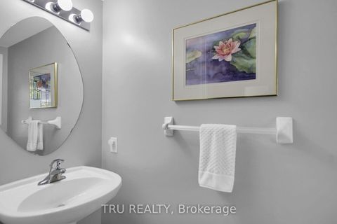Photo 37 at 109 Braddock Private, Nepean (Stonebridge), Ottawa