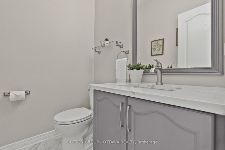 Photo 20 at 21 Avonmore Crescent, Nepean (Barrhaven East), Ottawa