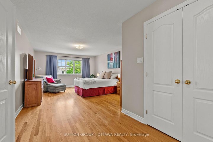 Photo 23 at 21 Avonmore Crescent, Nepean (Barrhaven East), Ottawa