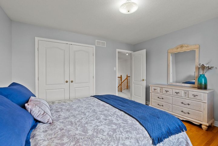 Photo 31 at 21 Avonmore Crescent, Nepean (Barrhaven East), Ottawa